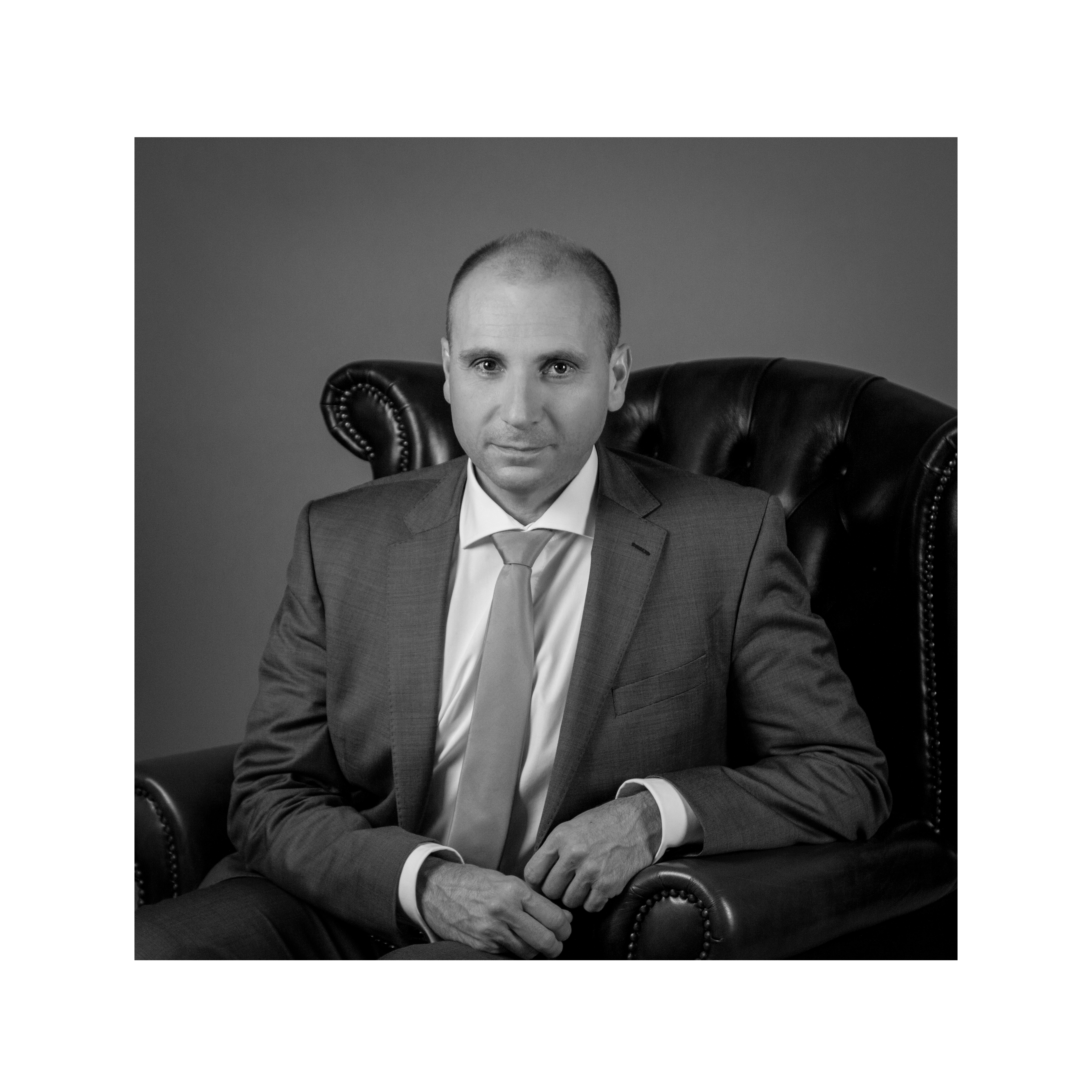 JUDr. PhDr. Karel Šimka, Ph.D., LL.M.